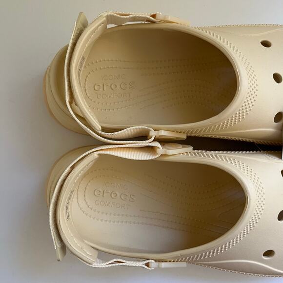 Crocs Hiker Xscape Clogs M13/W15 in Vanilla Neutral Chunky Platform Unisex NWT